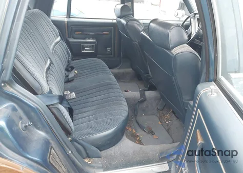 1989 Oldsmobile Custom Cruiser from USA, damaged, VIN 1G3BP81Y0KR305312